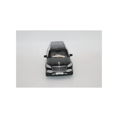 1:24 Scale Luxury SUV Die-Cast Model Car – Premium Display Edition
